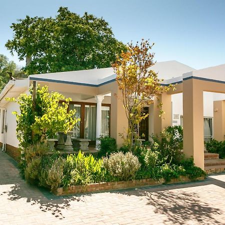 Langenhoven B&B Oudtshoorn Εξωτερικό φωτογραφία